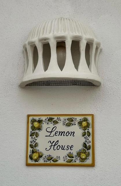 벨레즈 말라가 Lemon House 빌라 외부 사진